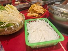 -潮汕·草根牛肉档(上海荟聚城市集市店)