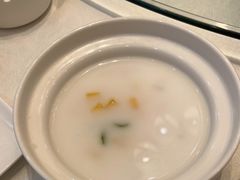 -香山湖家家宴(中山陵店)