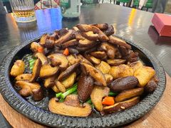 -石榴花新疆清真餐厅(莫愁湖店)