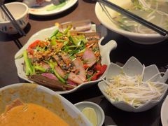 -大头虾越式风味餐厅(光明广场店)