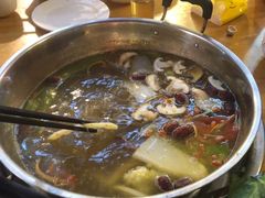 -金鼎雪山牦牛杂火锅(理县总店)