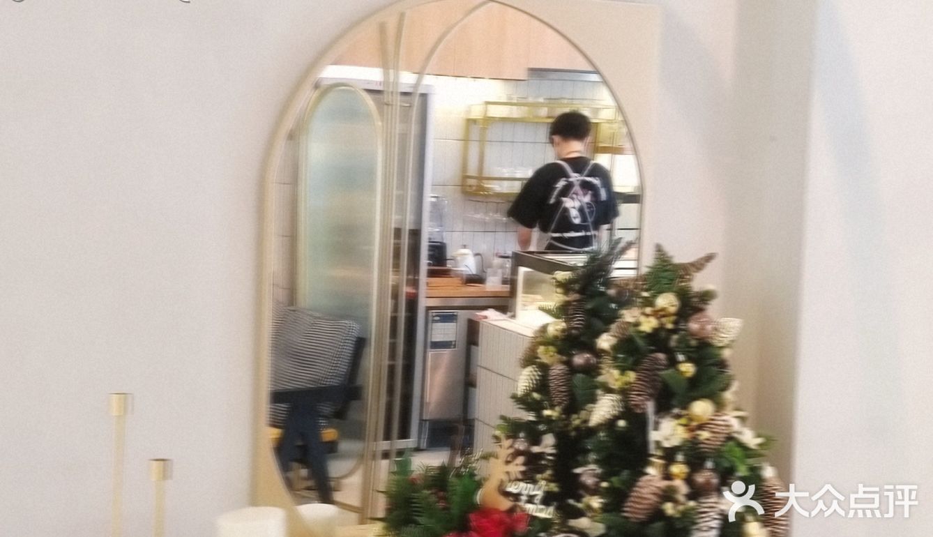 广州探店 | 长隆附近韩里韩气氛围感CAFE