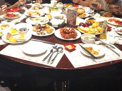 -荣誉国际酒店-云顶旋转餐厅