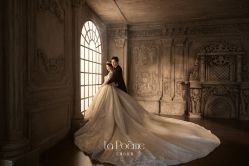 -乐派诗婚纱摄影