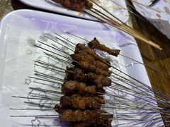 -撸啊撸铁签小肉(车站南路店)