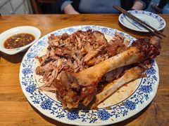 -老天桥酱肉烧饼夹肘子(天桥店)