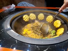 -袁小二大东北铁锅炖(吉祥村总部)