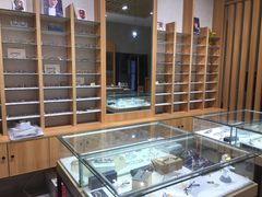 -无界眼镜MaxLess(滨江星光大道店)