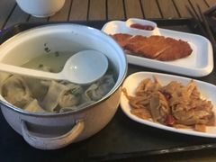 -TIMES CITY OUTLETS 时代·城市·奥特莱斯(上海国际时尚中心店)