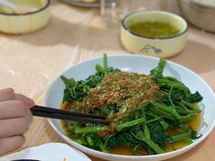 剁椒藤菜-洪霞餐馆