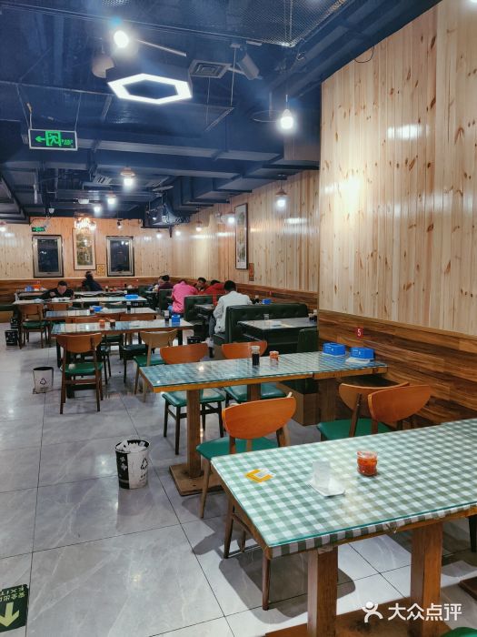 广式烧腊(崇文门店)用餐区图片