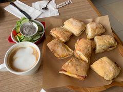 -必胜客(华南摩尔店)