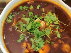 流汁宽粉牛腩-尚宴(盛世广场·食尚街店)