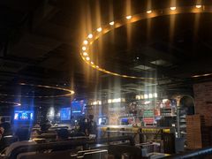 -麦凯伦烧烤·精酿超级工厂店(金桥总店)
