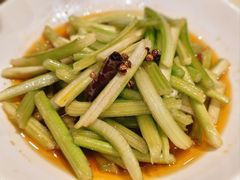 凉拌芹菜-铜锣湾·有麝自然香(重庆新天地店)