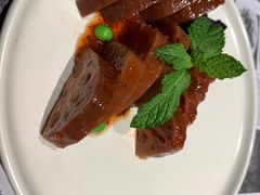 桂花糯米藕-小大董·烤鸭(凤凰汇店)