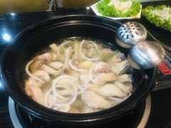 -东椰·海南椰子鸡火锅(朝阳门店)