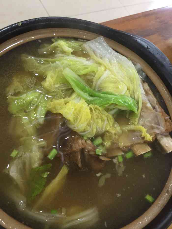 酸菜肋边排骨米饭真是无敌好吃!超级推荐!