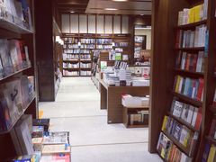 -诚品(信义店)