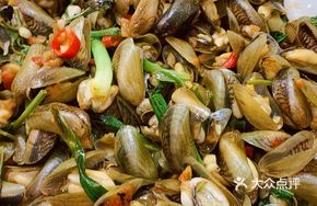 Scallion Stir-fried Thin-shelled Clams