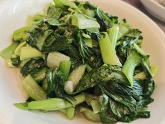 -侬佳蒸菜馆(听潮店)
