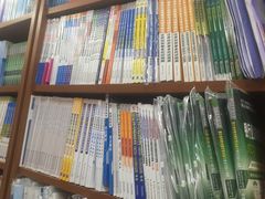 -新华书店(龙湖路店)