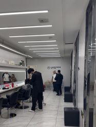 -朗峰专业美发沙龙