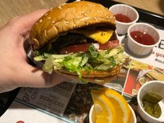 -The Habit Burger Grill 哈比特汉堡(复兴soho店)