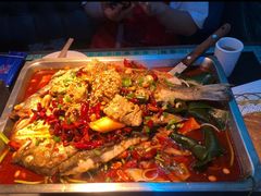 -鸣记脆皮烤鱼·海鲜烤鱼(三八广场店)