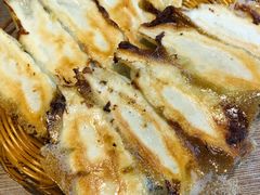 西胡素锅贴-阿洪锅贴王(小吃城店)