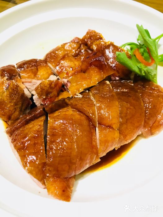 草本工坊(悠唐广场店)明炉烧鸭图片