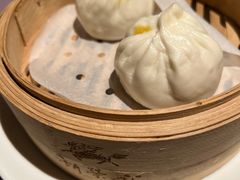 蟹黃大包-新荣记(湾仔店)