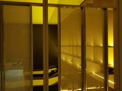 -涨巢·潮玩水疗局