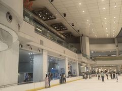 -冰纷万象滑冰场(深圳万象城店)