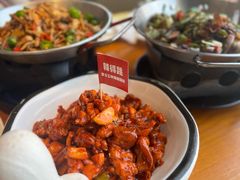 -莲餐厅·湖北菜·潜江小龙虾店(愚园路店)