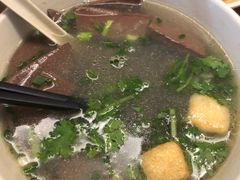 -佬钱湾仔(衣裳街店)