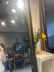 -G.O.T salon