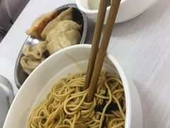 -黄阿姨锅贴大王(万航渡路店)