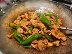 -费大厨辣椒炒肉(高铁吾悦广场店)