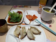 -小杨生煎(浦江欢乐颂店)