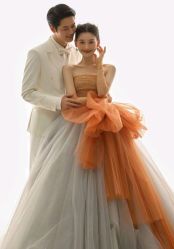 -喜爱高定婚纱摄影