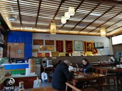 -笑来喜馄饨小笼工坊店(湖滨街店)