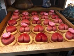 -筠咖啡西餐厅(上海国展宝龙丽筠酒店)