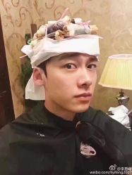 -TOP1染烫特色沙龙