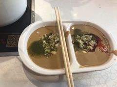 -百品聚旋转火锅(万德庄店)