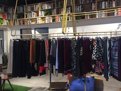 -王府井奥莱临潼小镇(临潼店)