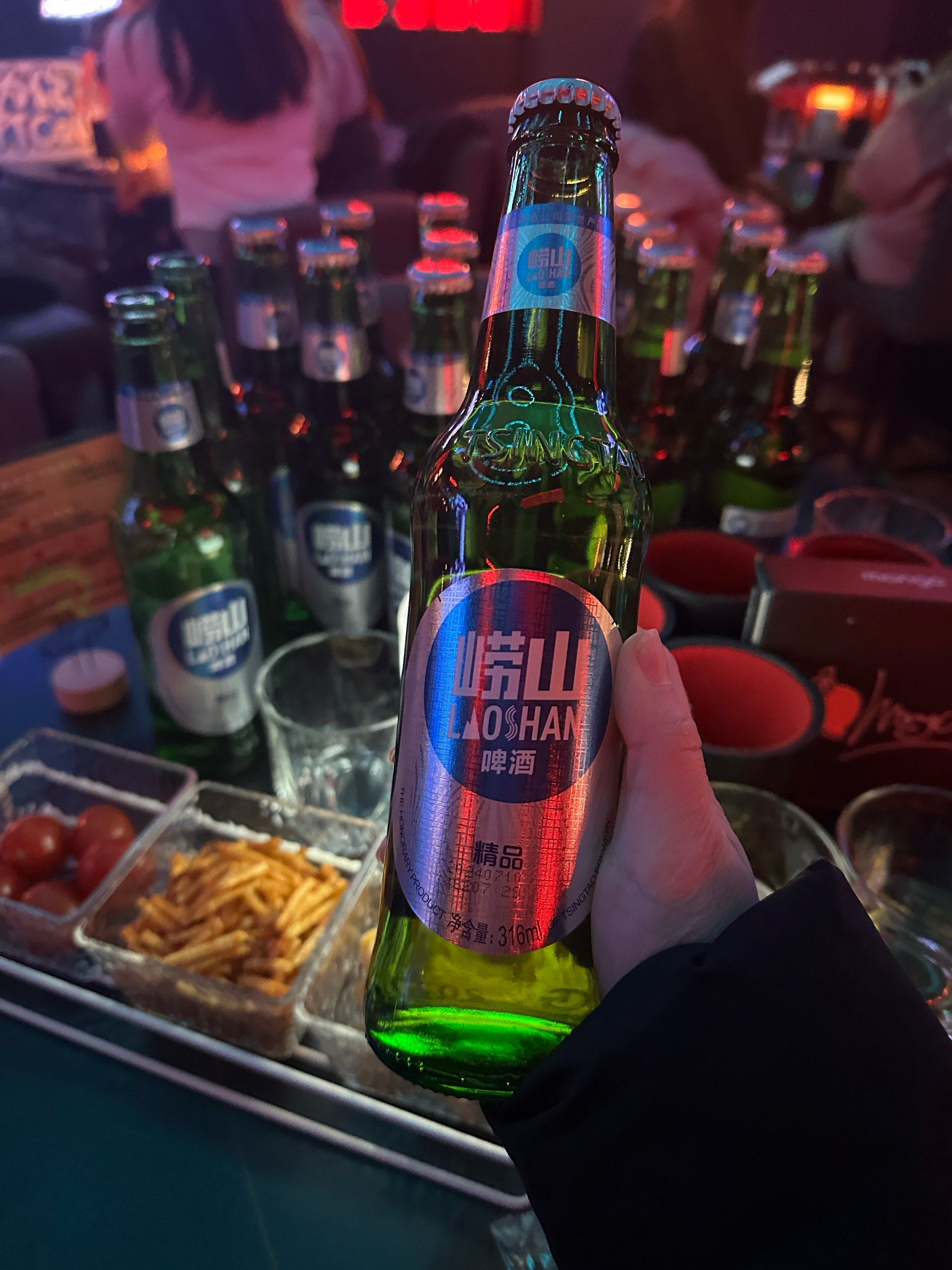 遵义新开的!可以喝到崂山啤酒的酒吧诶