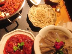 -园里串香牛肉串串火锅(新繁店)