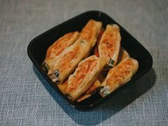 鲜鲅鱼锅贴-金谷园饺子·烧烤(人大总店)