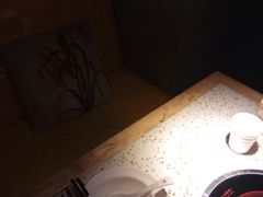 餐具摆设-花田里捞牛火锅(天润店)